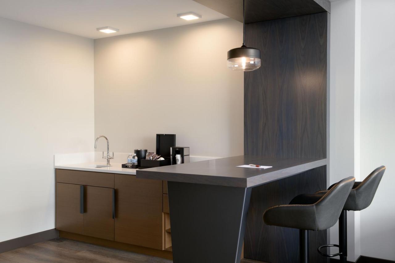 Marriott Tacoma Downtown Hotel Екстериор снимка