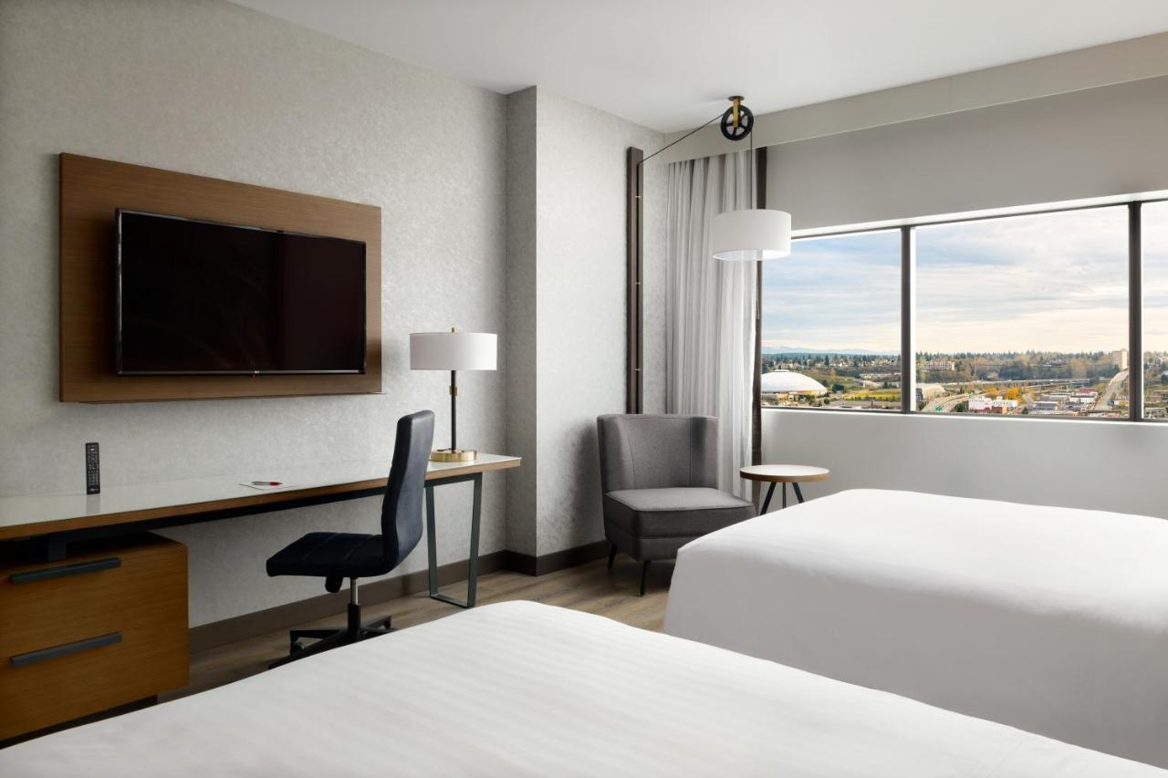 Marriott Tacoma Downtown Hotel Екстериор снимка