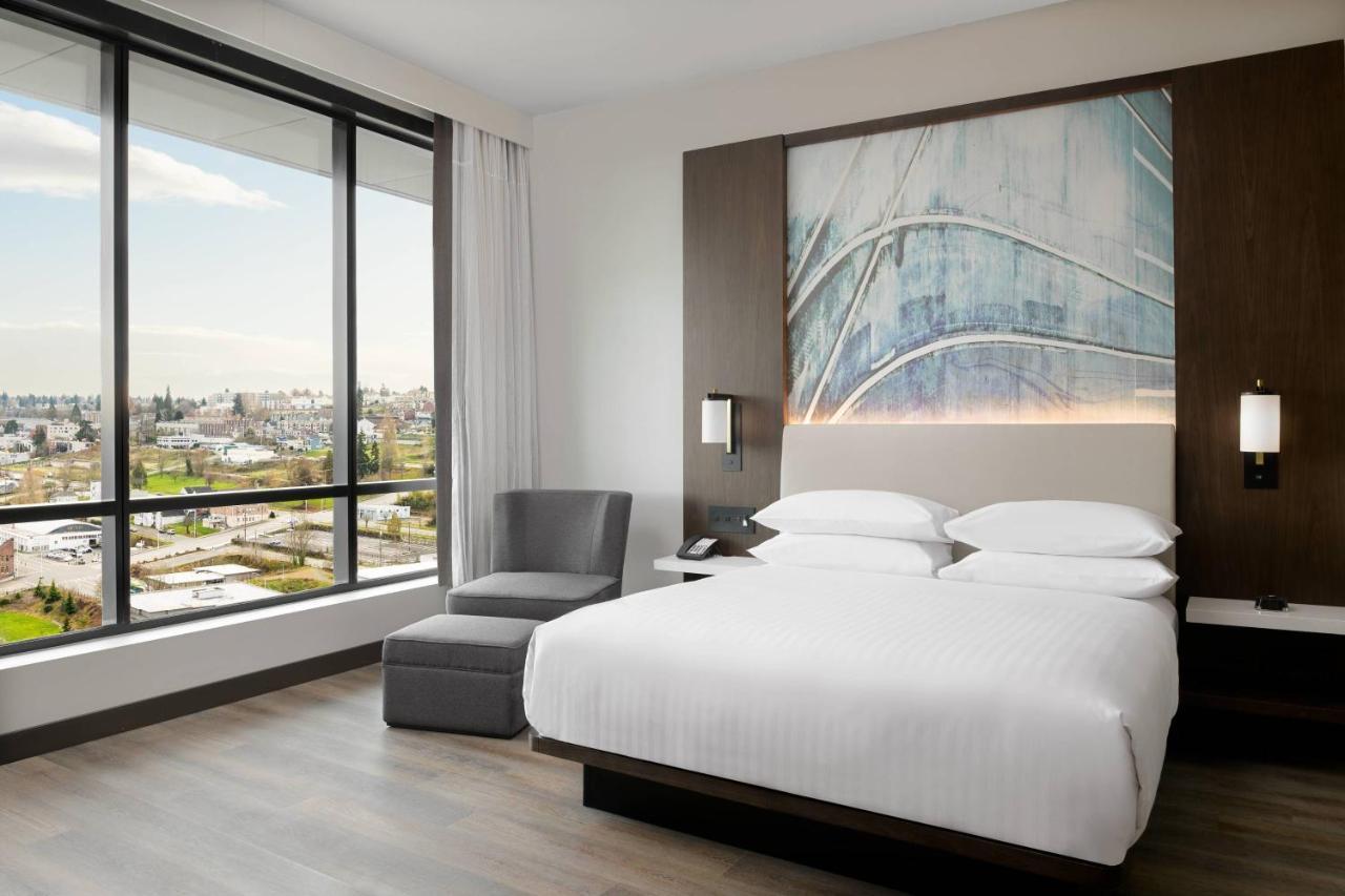 Marriott Tacoma Downtown Hotel Екстериор снимка