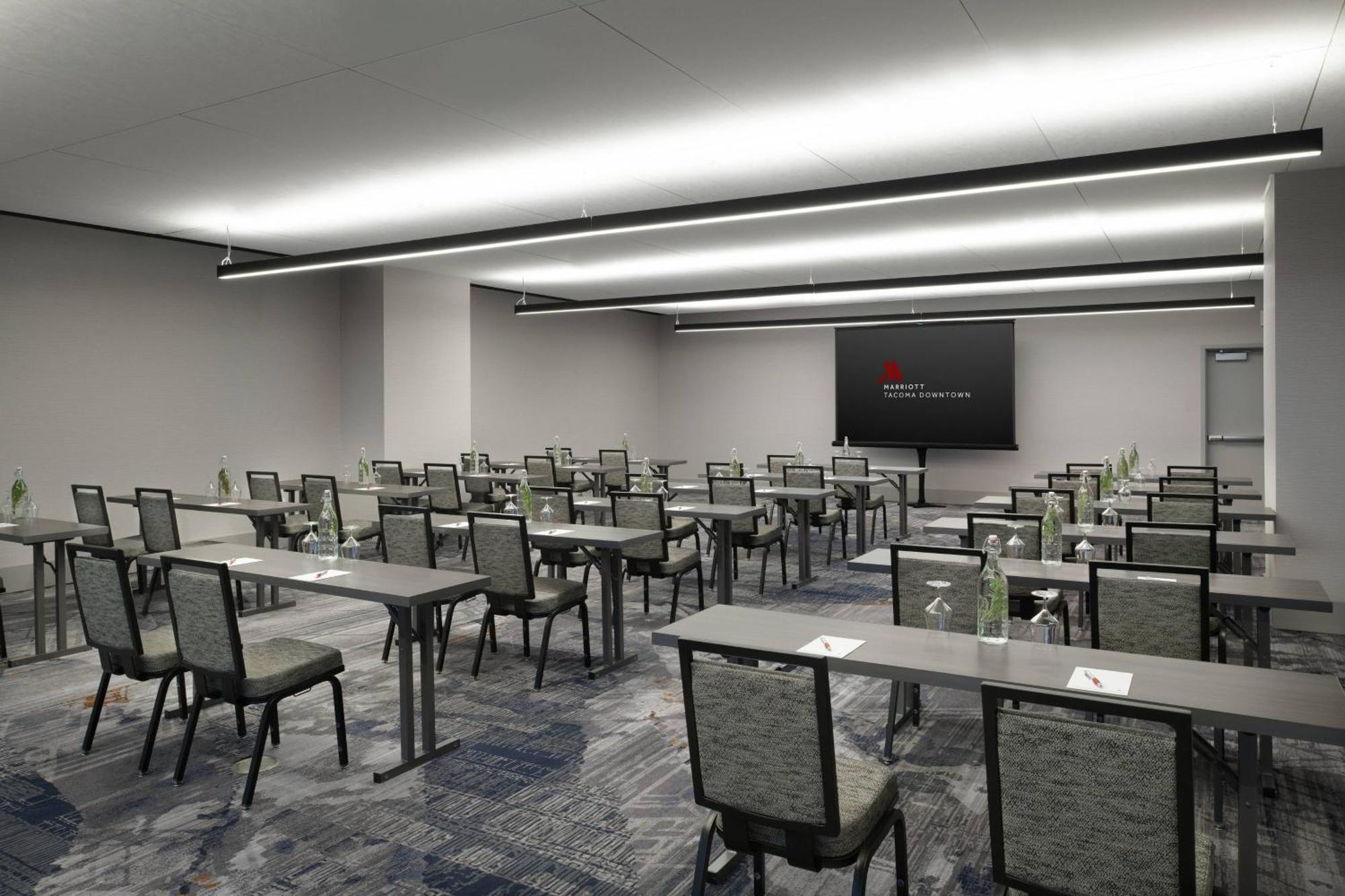 Marriott Tacoma Downtown Hotel Екстериор снимка