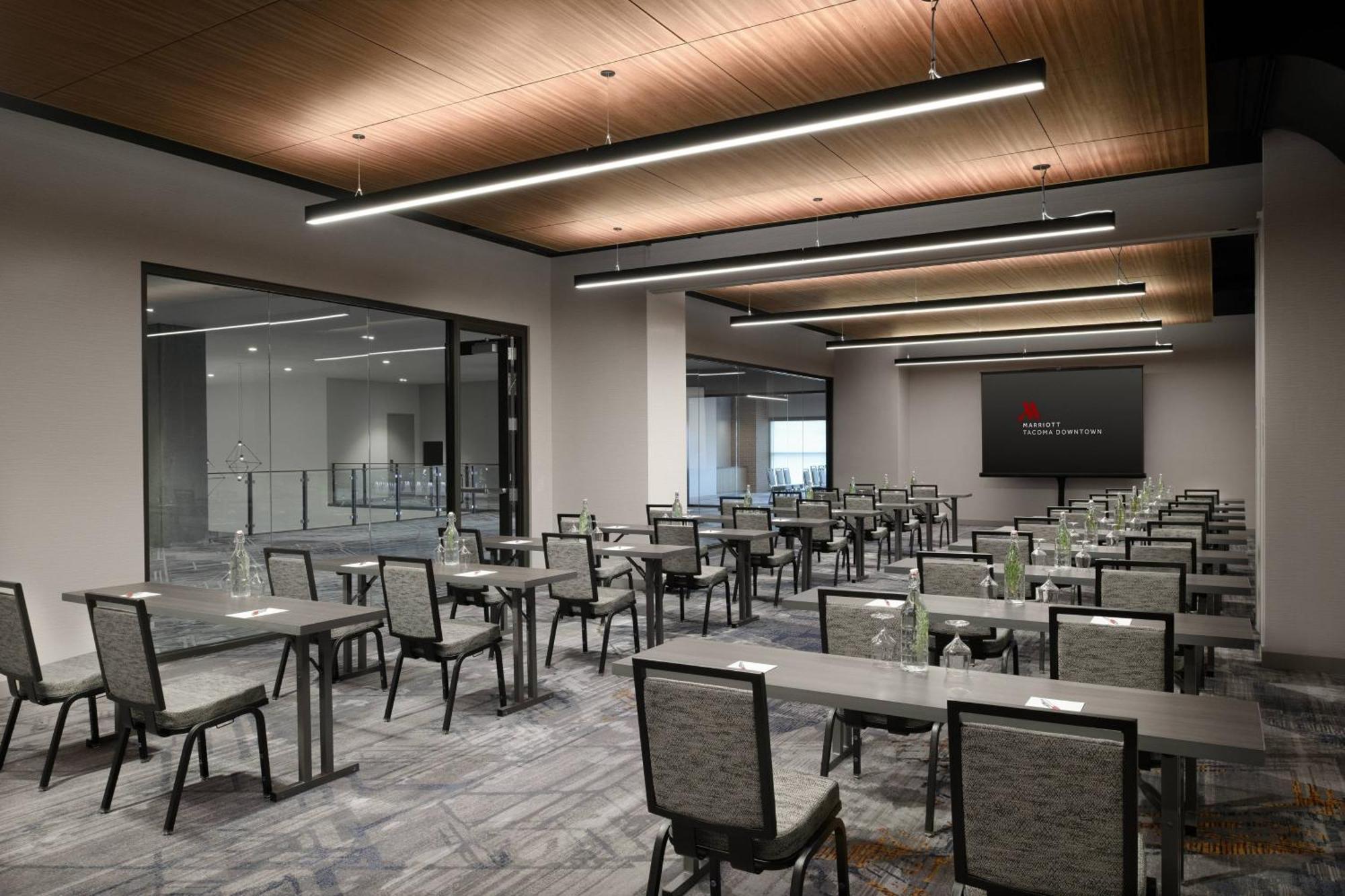 Marriott Tacoma Downtown Hotel Екстериор снимка
