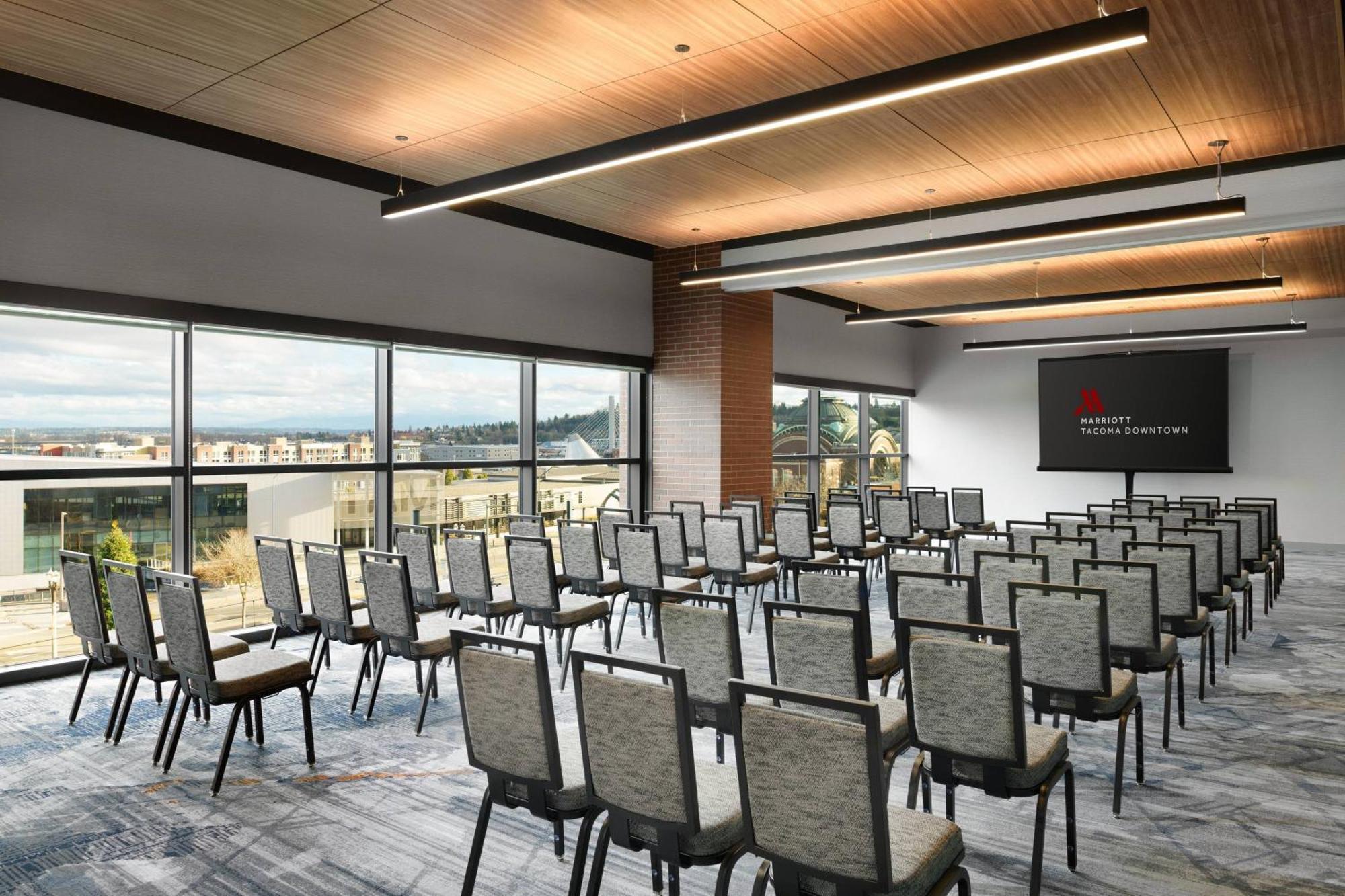 Marriott Tacoma Downtown Hotel Екстериор снимка